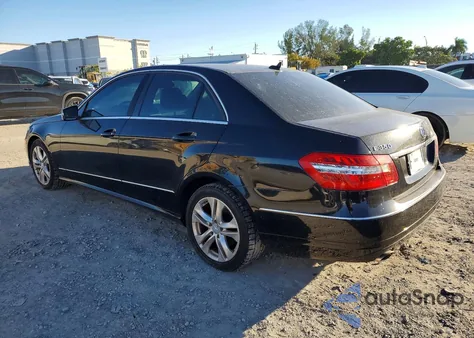 2010 Mercedes-Benz E 350 z USA, uszkodzony, nr VIN WDDHF5GB9AA048037